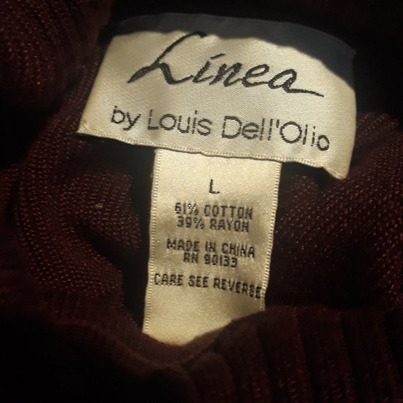 Louis Dell'Olio,Turtleneck Cranberry Sweater, Size LG, Side Zippers. FINAL price - Picture 3 of 3